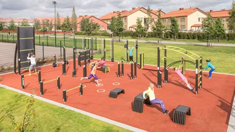 During the last years fitness and sport areas have increased their interest explosively. What should you take into account when designing a sports area? Are sport areas child-friendly or not? See the answers from our blog! Parkour Training, Beach Volley, Desain Lanskap, Outdoor Gym, Sport Photography, Sport Motivation, Sport Gym, Parkour, Outdoor Workouts