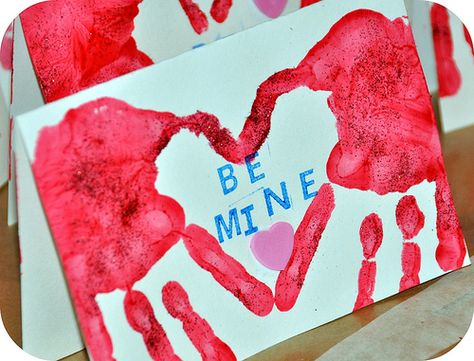 Valentines Homemade Decorations, Preschool Valentines, Toddler Valentines, Valentine Love, Valentine's Day Cards, Groundhog Day, Simple Valentine, Romantic Valentine, Valentine Day Crafts