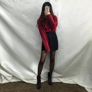 Korean Summer Fashion여름패션 ﻿ Ankle high black boots, long sleeved red shirt, button up black mini skirt, black see-through tights Silvester Outfit, Korean Fashion Ideas, Korean Fashion Outfits, Korean Street, Korean Fashion Trends, Black Women Fashion, Mode Inspo, Korea Fashion, Casual Skirts