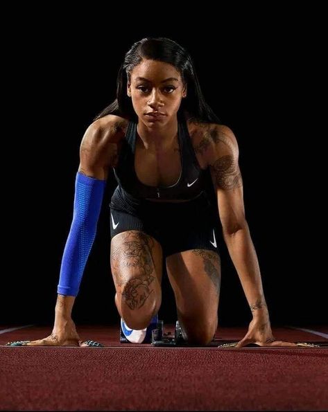 Strong Women Pictures, Sha Carri Richardson, Sports Photoshoot, Athletics Track, Track Pictures, Track Meet, Track And Field Athlete, She Walks In Beauty, Pro Athletes