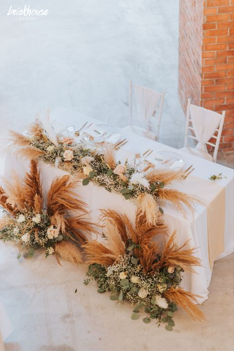 Boho Head Table Wedding, Israelite Wedding, Wedding Buffet Table Decor, Boho Sweetheart Table, Rustic Sweetheart Table, Hippy Wedding, Main Table Wedding, Wedding Buffet Table, Head Table Wedding Decorations