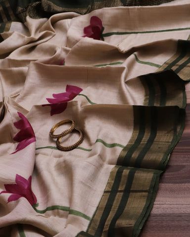 Hand Painted Tussar Silk Saree, Mulberry Silk Saree, Tussar Silk Saree Blouses, Sarees Design, Pure Tussar Silk Saree, Painted Saree, Latest Silk Sarees, Tussar Saree, Tussar Silk Sarees