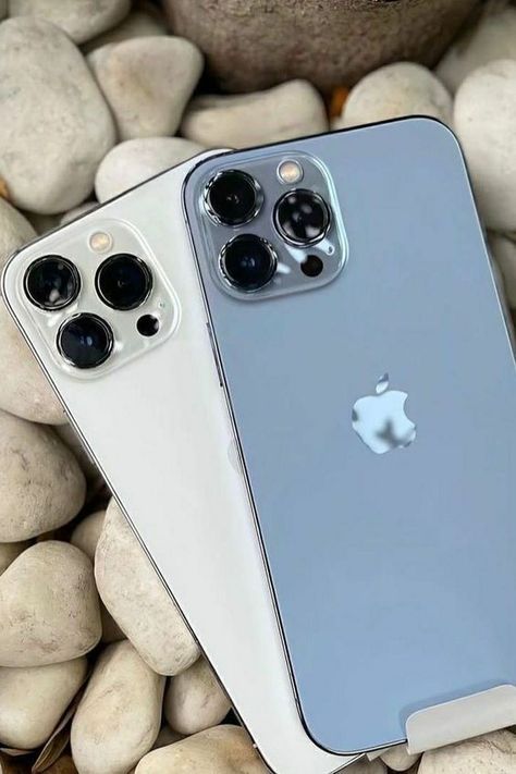 Iphone Gifts, Apple Iphone Accessories, Free Iphone Giveaway, Iphone Obsession, Iphone Pictures, Apple Phone Case, All Iphones, Boost Mobile, Latest Iphone