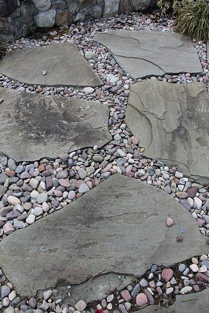 Rock Walkway, Flagstone Path, River Rock Landscaping, Outdoor Walkway, Walkway Ideas, Gravel Patio, Flagstone Patio, Garden Stepping Stones, Garden Walkway