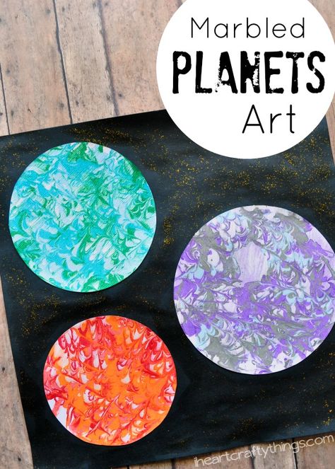 Learn about outer space and make this Preschool Space Craft for kids. Preschoolers will love using shaving cream to create this Marbled Planets Art. Outer Space Activities, Outer Space Crafts, Space Activities For Kids, Space Lessons, Space Preschool, Space Crafts For Kids, Sistem Solar, Space Unit, Space Craft