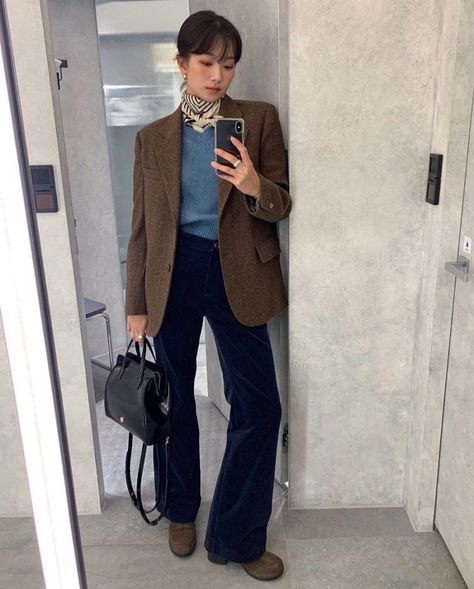 Fitted Blazer Outfit, September Style, Casual Outfit Inspiration, Mode Casual, W Concept, 가을 패션, Blazer Outfits, Look Vintage, Autumn Outfit