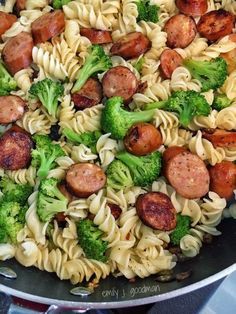 21 Day Fix Pasta with Broccoli & Chicken Sausage 21 Day Fix Pasta, Meat Entrees, Pasta Broccoli, Pasta With Broccoli, 21 Day Fix Diet, Resep Pasta, Broccoli Chicken, Beachbody Recipes, 21 Day Fix Meals