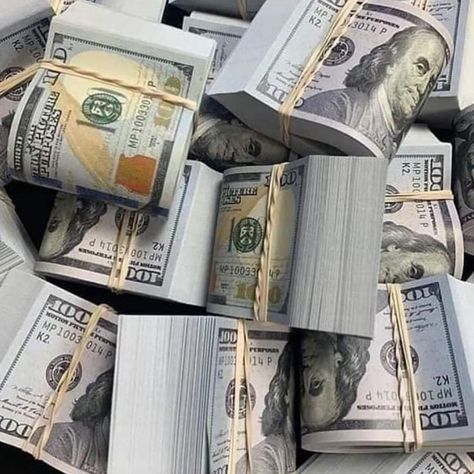 Make money online Money Vision Board, Devils Night, Fake Money, Money Generator, Money Stacks, Money Pictures, Gold Money, Dollar Bills, Money On My Mind