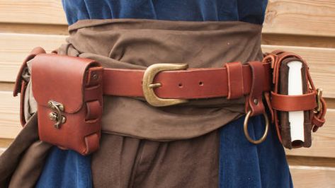 Belt Art Reference, Belt Book Holder, Leather Book Holder Belt, Book Belt Holder, Utility Belt Concept Art, Book Holster, Book Belt, Fantasy Belt, Larp Costume