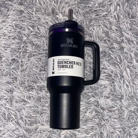 Brand New Stanley Cup Tumbler 40oz In Black Black Stanley Cup, School Clothes List, Pocket Door Latch, Black Stanley, Stanley Thermos, University Bag, Bday List, Cup Collection, Starbucks Green