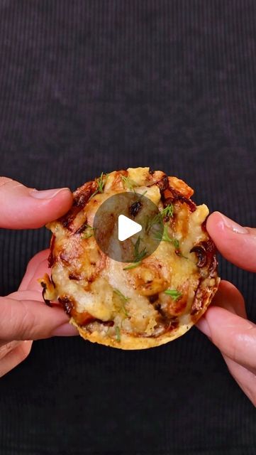 Alina Prokuda on Instagram: "Smashed Potato Cups with Mushroom Gruyere Filling. Perfect idea for lunch box or as an appetizer. Subscribe to my website to get  access to over 100 other recipes. 🔗 in bio" Mushroom Potatoes Recipes, Smashed Potato Cups, Mushroom And Potato Recipes, Food Box Ideas, Mushroom Gruyere, Potato Mushroom Recipe, Idea For Lunch, Potato Cups, Potato Breakfast Recipes