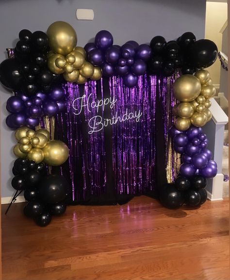 Purple Black Gold White Balloon Arch, Purple Black Party Theme, Purple Black Gold Balloon Garland, 60th Birthday Purple Theme, Purple Black And Gold Birthday Theme, Dark Purple Birthday Decorations, Black Purple Gold Party Decorations, Purple Gold Black Party, Purple Black Party Decorations