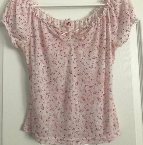 Coquette Floral Top, Coquette Babydoll Top, Pink Coquette Shirt, Babydoll Top Outfit, Coquette Shirts, Pink Babydoll Top, Coquette Floral, Coquette Top, Babydoll Tops