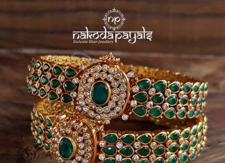 Nakoda Payals, Gold Bangle Set, Wedding Jewellery Collection, Gold Plated Bangles, Black Beaded Jewelry, Stone Bangle, Bridal Bangles, Bangles Jewelry Designs, Diamond Jewelry Designs