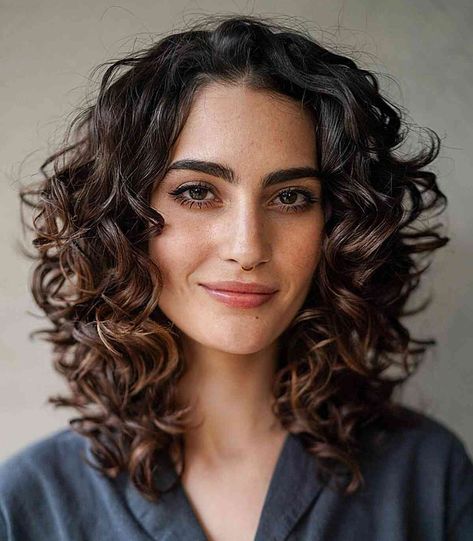 52 Stunning Curly Shag Haircuts for Trendy, Curly-Haired Girls Medium Curly Haircuts, Curly Shag, Curly Shag Haircut, Natural Curly Hair Cuts, Medium Length Curly Hair, Mom Cut, Layered Curly Hair, Textured Haircut, Textured Curly Hair