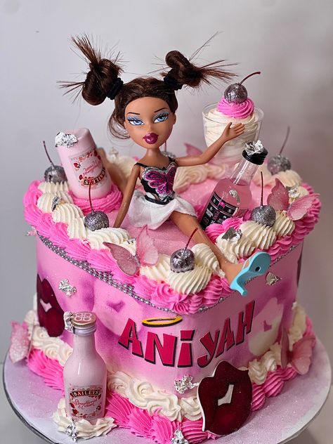 #drunkbratz #bratz #bratzdoll #bratzaesthetic #bratzcake #drunkbratzcake #heartcake #glitterheartcake #customcakes #customcake #cake #cakeartist #brooklynbaker #brooklyn 2000s Themed Cake, Drunk Bratz Cake, Brats Cake, Bratz Doll Birthday Party Ideas, Bratz 21st Birthday, Y2k Cake Ideas, Bratz Cake Ideas, Bratz Doll Cake, 2000s Cake Ideas