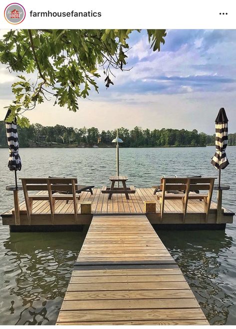 Deck By Lake, Lake Lot Ideas, Pond Decks, Pond Pier, Boat Dock Ideas, Lake Docks Designs, Dream Lake House, Pond Dock, Lake House Dock