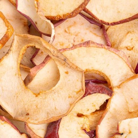 How to Dehydrate Apples in an Air Fryer Dehydrate Apples In Air Fryer, How To Dry Apples In Air Fryer, Air Fryer Dehydrated Apples, Dehydrating Apples In Air Fryer, Dehydrated Apples In Air Fryer, Dehydrate Apples, Apple Chips Dehydrator, Apples For Applesauce, Chefman Air Fryer