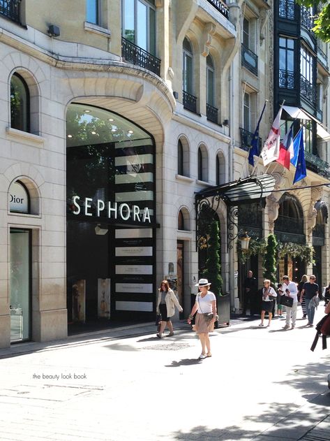 Sephora Paris | The Beauty Look Book Shopping In Paris Aesthetic, Paris Shopping Street, Champs Elysees Shopping, Paris Shops, Stores In Paris, Avenue Des Champs-élysées, Shopping In Paris, Aesthetic Paris, City Of Paris