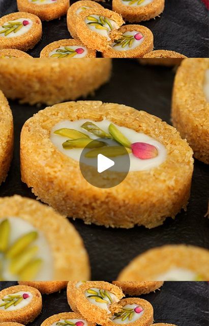 Unique Foods Recipes, Afro Fusion Food, Cooking Competition Ideas Food, Fusion Desserts Ideas, Eid Snacks Recipes, Easy Indian Fusion Desserts, Indian Fusion Recipes Vegetarian, Vermicelli Dessert Recipes, Pakistani Dessert Recipes