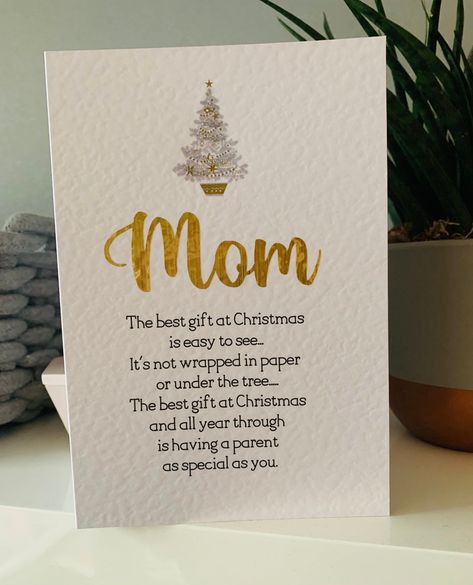 Lovely Christmas card for your mom/mum or mam Printed on 300gsm white hammered card and measures just shy of 5x7. Card is printed and embellished with relation description in gold vinyl. Christmas tree is adorned with a sprinkle of silver glitter. Ca🎄merry christmas fonts free | christmas holiday fonts | christmas style fonts 🎄#ChristmasFonts #FreeFonts #HolidayFonts Card For Mom Christmas, Mom Christmas Card Ideas, Christmas Card Ideas For Mom, Christmas Quotes For Mom, Christmas Messages For Cards, Christmas Cards For Mom, Mom Christmas Card, Christmas Card For Mom, Merry Christmas Card Messages