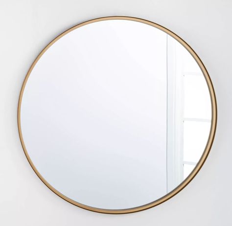 Small Mirror Wall Decor, Small Apartment Hacks, Small Apartment Bedrooms, Apartment Decorating Living, Decorative Wall Mirror, Circle Mirror, Wood Wall Mirror, Studio Mcgee, Small Mirrors