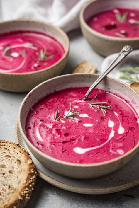 Beet Puree Recipes, Beetroot Powder Recipes, Beetroot Sauce, Beetroot Recipe, Sopas Light, Beet Soup Recipes, Beetroot Recipes, Beetroot Soup, Beet Soup