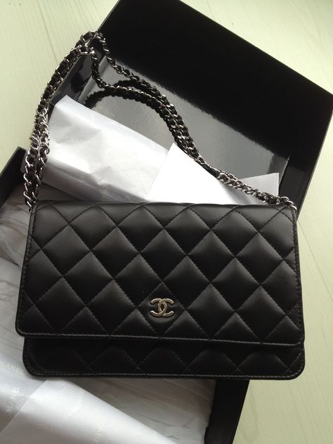 CHANEL Black Lambskin WOC... ;D Black Bag With Silver Chain, Chanel Bag Silver, Chanel Purse Black, Chanel Black Bag, Black Chanel Purse, Black Chanel Bag, Black Hand Bag, Chanel Woc, Luxury Bags Collection