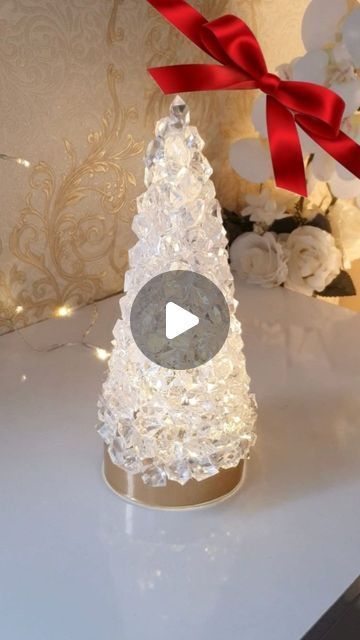 Cemetary Christmas Ideas, Unique Christmas Diy Decor, Diy Christmas Tree Decoration Ideas, Whimsical Christmas Wreath Diy, Christmas Tree Made From Crystal Bowls, Crafts With Foam Balls, Crystal Trees Diy, Crystal Christmas Tree Diy, Modern Glam Christmas Decor