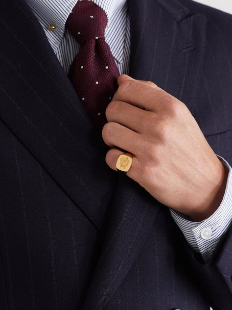 Classy Rings For Men, Men’s Ring Gold, Signet Rings Men, Signet Rings For Men, Mens Jewelry Rings Gold, Jewelry Masculine, Men’s Rings, Mens Gold Ring Vintage, Gold Signet Ring Mens