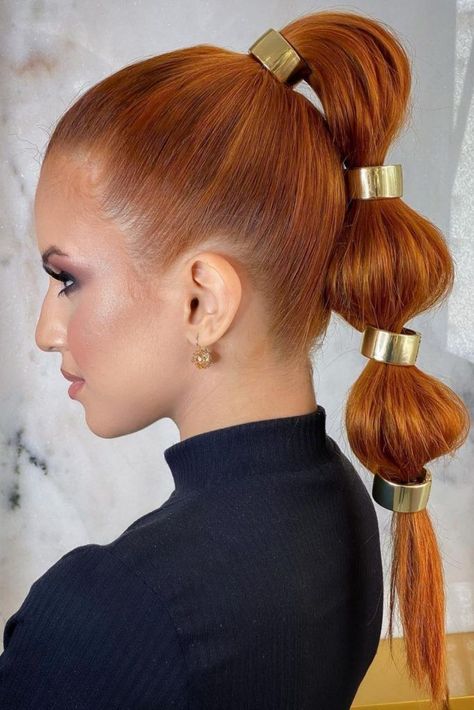 Reddish Hair, Peinados Hair Styles, Perfect Ponytail, Elegant Ponytail, High Ponytail Hairstyles, Bubble Ponytail, Bubble Braids, Bouncy Hair, Editorial Hair