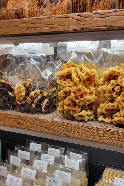 Liege Waffles, Waffle Pops, Freeze Ahead Meals, Waffle Shop, Belgian Waffles Recipe, Liege Waffle, Belgium Waffles, Mini Cafe, Crepes And Waffles