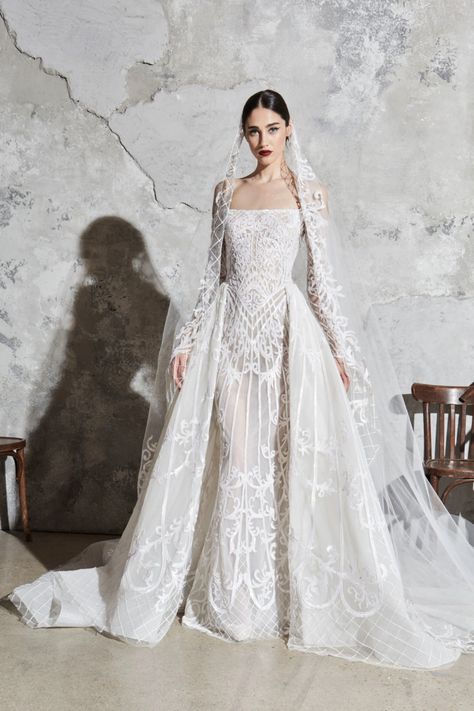 Zuhair Murad Wedding Dress, Zuhair Murad Wedding, Wedding Dresses Zuhair Murad, Wedding Dress Overskirt, Zuhair Murad Bridal, Boho Wedding Dress With Sleeves, Short Wedding Dress Beach, Baroque Wedding, Zuhair Murad Dresses