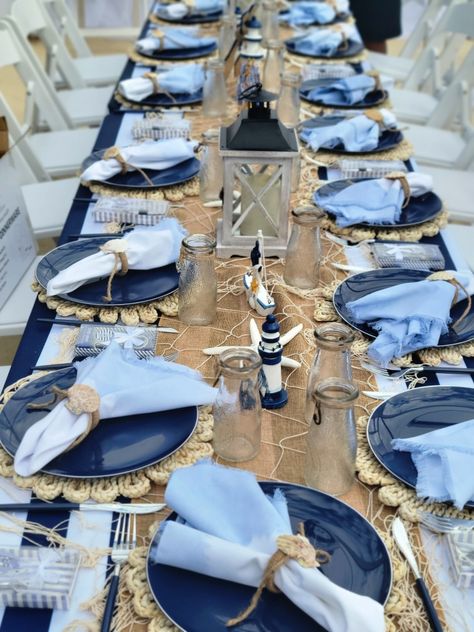 Navy Blue Plates Table Setting, Nautical Theme Table, Nautical Place Setting, Shades Of Blue Table Decor, Nautical Dinner Party, Yacht Table Decor, Yacht Table Settings, Nautical Picnic, Nautical Tablescapes