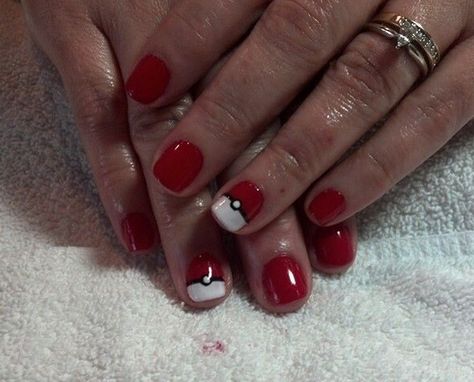 Pokémon Pokéball Nail Art Nails by @yeno90 Simple Pokemon Nails, Eevee Nails, Pokemon Nails Designs, Pokeball Nails, Silly Nails, Pokemon Nail Art, Pokemon Nails, Short Acrylic, Scene Fashion