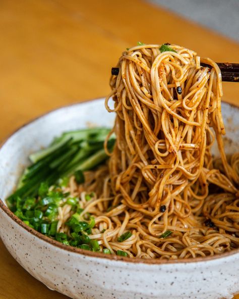 Cold Sichuan Peppercorn Noodles, Abura Soba, Sichuan Recipes, Cold Noodles Recipes, Spicy Rigatoni, Chinese Chili, Spicy Peanut Noodles, Pork Ramen, Vegan Japanese