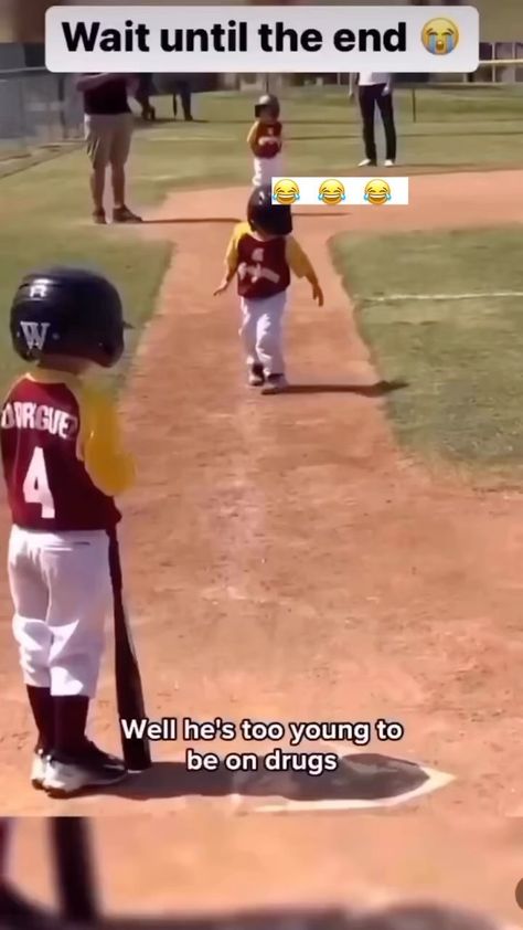 Funny Toddler Quotes, Hallelujah Song, Funny Kids Videos, Funny Sports Videos, Best Video Ever, Toddler Humor, Husband Humor, Kids Funny, February 15