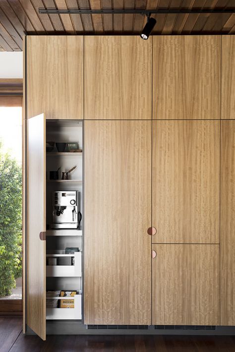 Stewart Street – A Health-Conscious Kitchen — Cantilever Interiors | Kitchen Renovation & Custom Kitchen Designs Wooden Kitchen Storage, Tall Kitchen Cabinets, Kitchen 2020, Interiors Kitchen, Joinery Details, Kitchen System, House Extension Design, Modern Kitchen Interiors, Heritage House