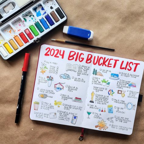 In And Out 2024 List, Diy Bucket List Journal, Bucket List Diy Journals, Bucketlist Journal Page, Journaling Bucket List, Bucket List For The Year, 2024 Ins And Outs List Journal, Bujo End Of Year Review, Bucket Journal Ideas