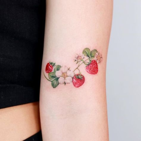 Strawberry Leg Tattoo, Strawberry Blossom Tattoo, Strawberry Flower Tattoo, Strawberry Plant Tattoo, Cute Strawberry Tattoo, Strawberry Tattoo Design, Strawberries Tattoo, Strawberry Vine Tattoo, Strawberry Tattoo Minimalist