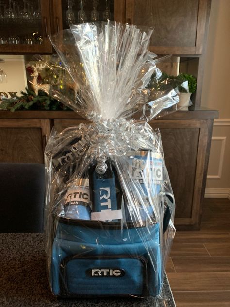 Monochromatic-all one color Ice Chest Gift Basket Ideas, White Claw Gift Basket Ideas, Healthy Raffle Basket Ideas, Yeti Cooler Gift Basket Ideas, Tumbler Basket Ideas, Yeti Raffle Basket Ideas, Lunch Box Gift Basket Ideas, Yeti Cooler Gift Basket, Jack And Jill Raffle Basket Ideas