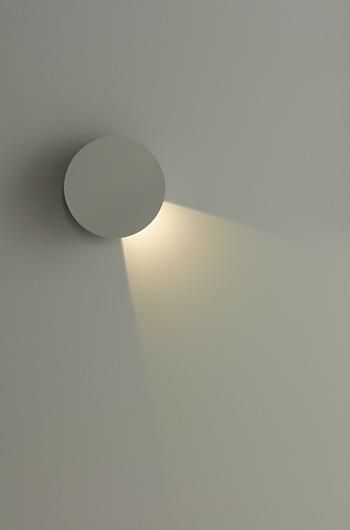 Vibia | Dots Wall Lamp Bedside Wall Lights, Wall Lamp Design, Minimal Lighting, Wall Lights Bedroom, Exterior Wall Light, Lighting Concepts, Sconces Bedroom, Luminaire Mural, Modern Wall Sconces