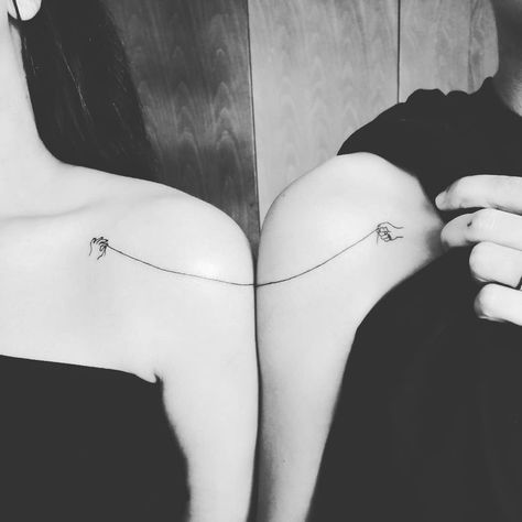 Unique, powerful, simple and meaningful matching couple tattoo designs that would convince you that you need one of those too. Set Tatoos Couple, Fineline Couple Tattoo, Tatoos Couple Relationships, Couple Goal Tattoos, Couple Tattoos Cute, Wedding Anniversary Tattoo, Tattoos Parejas, Couple Tattoos Small, Tattooed Couples