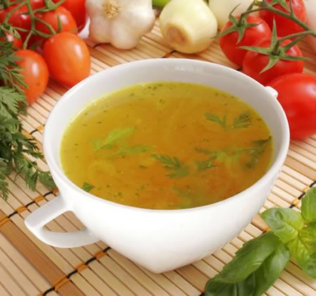 Medical Medium Blog: read Healing Broth now at www.medicalmedium.com Soup Broth Recipes, Healing Broth, Gut Healing Soup, Healing Soup, Medium Recipe, Turkey Stock, Soup Broth, Healing Recipes, Detox Soup