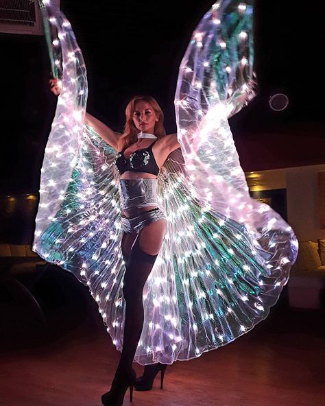 Belly Dancer Outfits, Light Up Dresses, Led Clothing, Dancers Outfit, Led Fashion, Indian Photoshoot, Festival Costumes, Wings Costume, Belly Dance Costumes