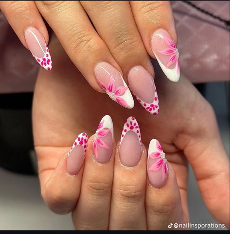 Nails Flower, Girly Acrylic, Amazing Nails, Spring Nail Designs, Summery Nails, Girly Acrylic Nails, Classy Acrylic Nails, Nails French, Acrylic Nails Coffin Short