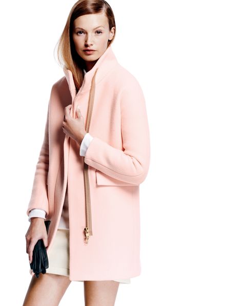 Love this coat! Wool Jacket Outfit, Pink Wool Jacket, J Crew Outfits, Pink Wool Coat, Jcrew Coat, Parisienne Chic, Winter Styles, J Crew Style, Cocoon Coat