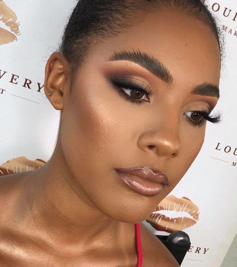 Timeless Makeup Looks to Look on Point on Every Occasion Timeless Makeup, Ball Makeup, Formal Makeup, Soft Glam Makeup, Smoky Eyes, Glam Makeup Look, Makijaż Smokey Eye, Makeup Eye Looks, Nude Makeup