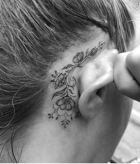 Name On Ear Tattoo, Behind The Ear Tattoo Ideas Floral, Halloween Tattoo Behind Ear, Big Behind Ear Tattoo, Floral Behind Ear Tattoo, Behind Ear Tattoo Cover Up, Behind Ear Flower Tattoo, Jawline Tattoo Women, Behind The Ear Flower Tattoo