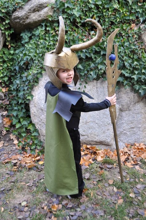 Loki Halloween Costume, Comic Book Costumes, Thor Costume, Loki Costume, Loki Cosplay, Hear Me Roar, Diy Costumes Kids, Diy Halloween Costume, Halloween 2015